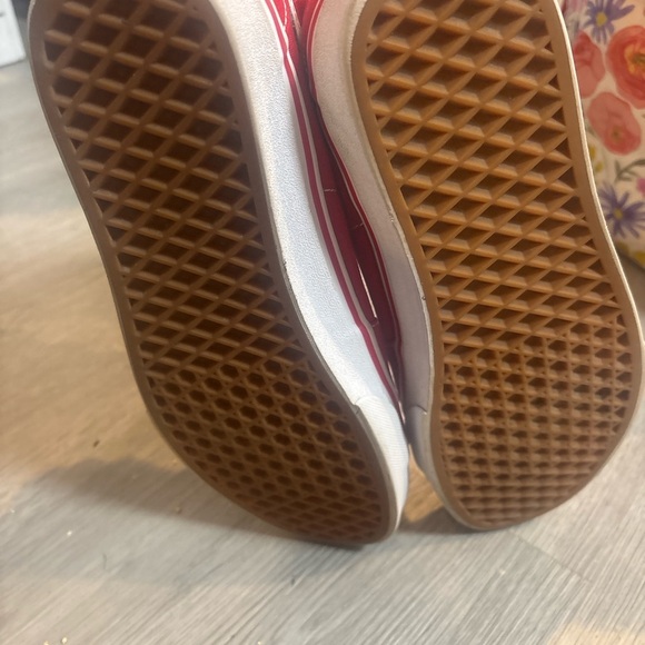 Vans Red and White Skate Shoes - Picture 5 of 6